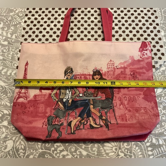 Fun Collectible Tote - Picture 9 of 11